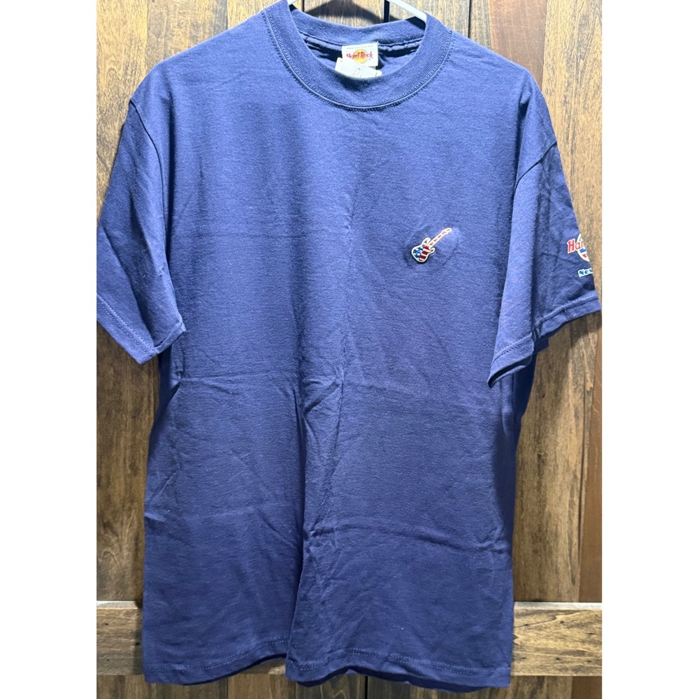 Hard Rock Cafe New York Mens Blue Flag Guitar T-Shirt NWT Large Delta Magnum
